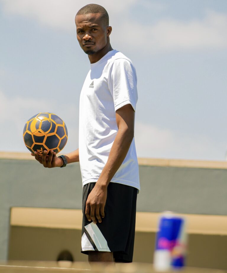 Meet Jabu “Mjepa” Ngoveni: Reigning Mzansi Champion in Freestyle Soccer