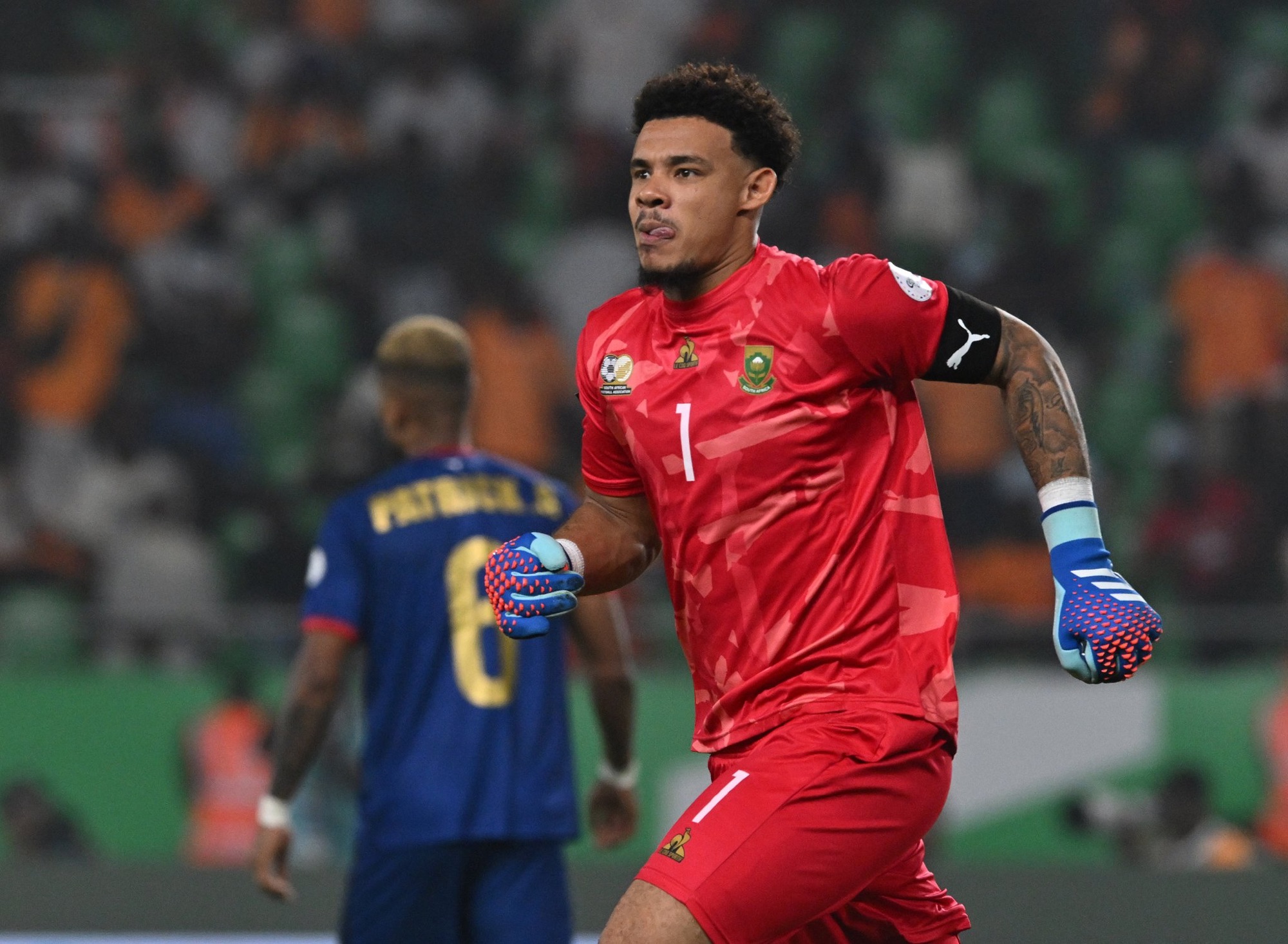 You are currently viewing CowWilliams saves four to take Bafana to the last four
