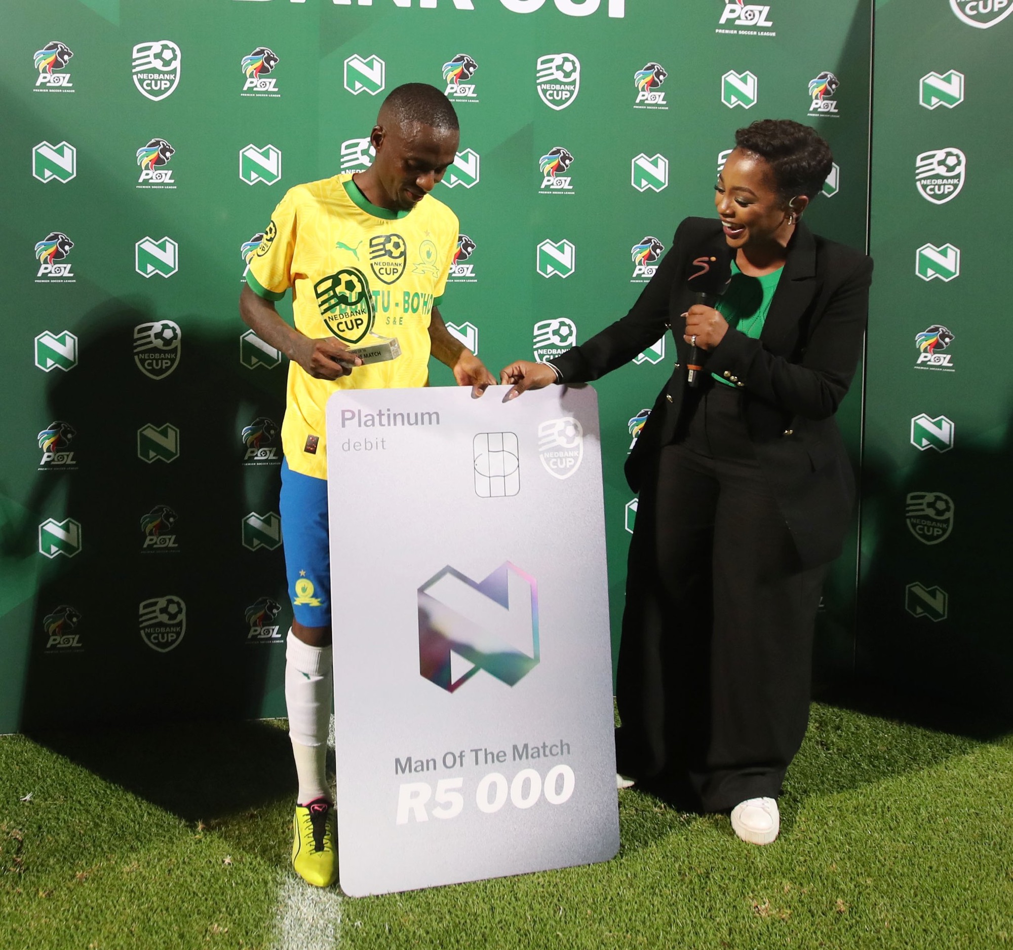 Read more about the article Mamelodi Sundowns Secures Last Eight Berth in Nedbank Cup with Thembinkosi Lorch’s Brace