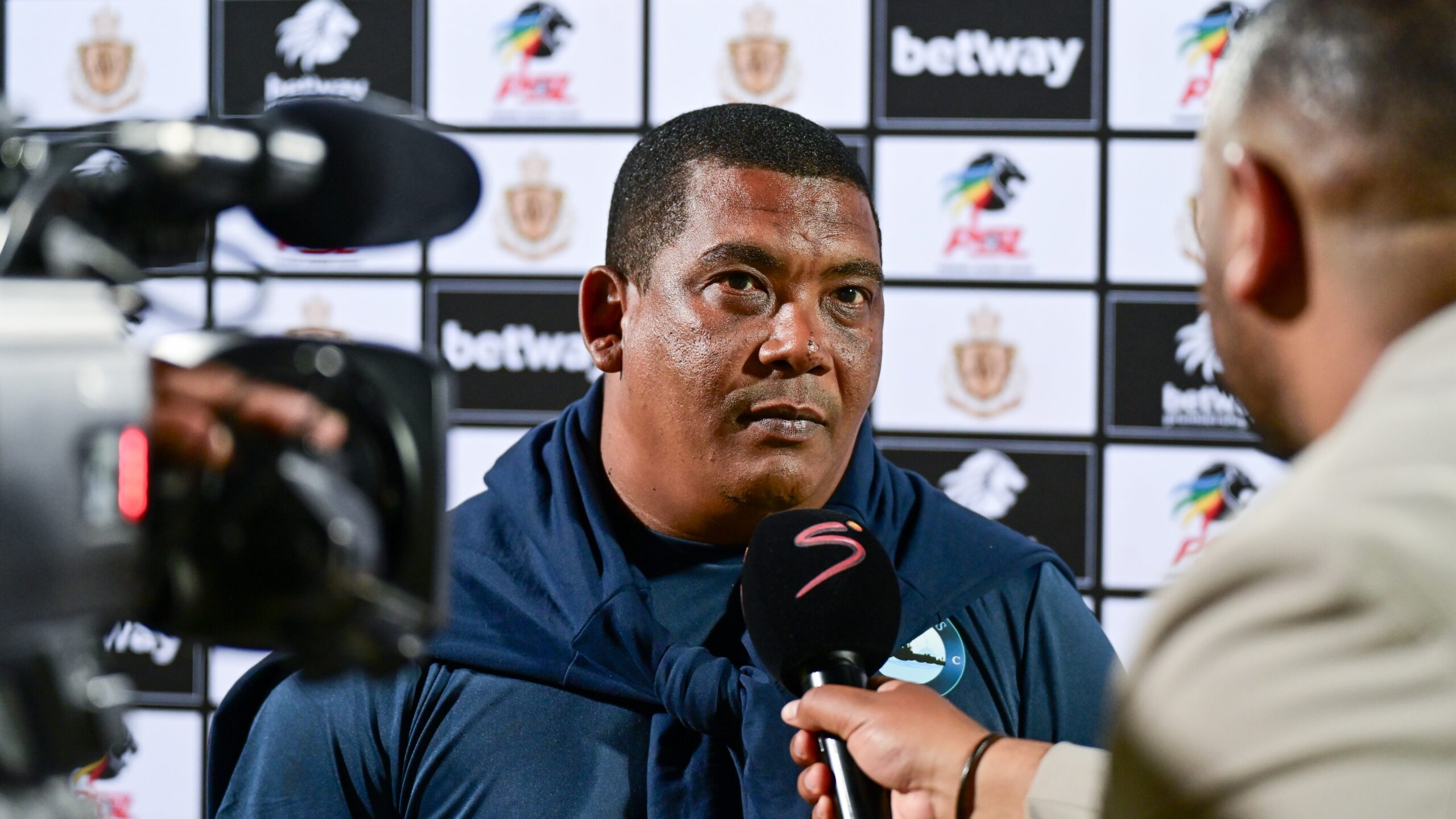 Read more about the article Richards Bay FC coach Brandon Truter faces a challenging Carling Knockout Cup semifinal match against Magesi FC, acknowledging the exhaustion in his squad after a grueling schedule of games.