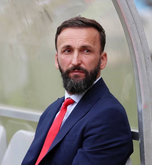 You are currently viewing Sead Ramovic Resigns: TS Galaxy’s Struggles Intensify