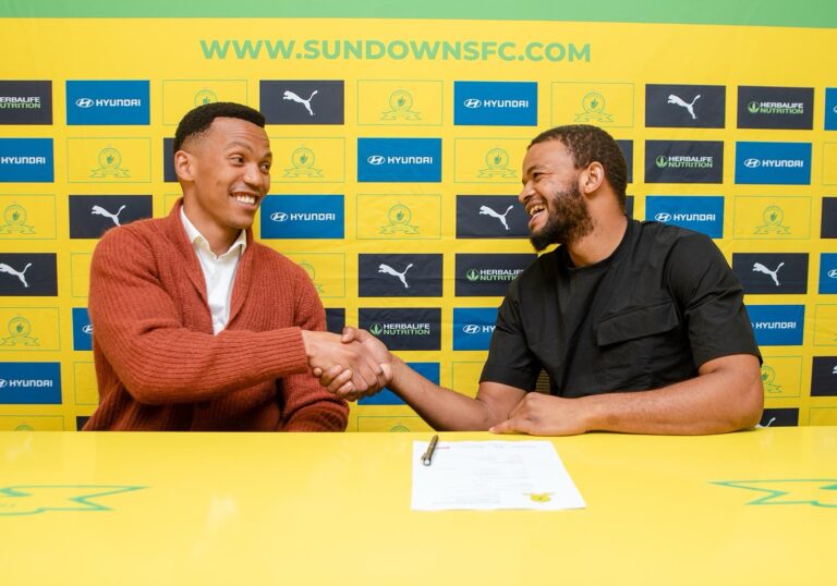 “Jayden Adams’ Arrival: Is This the Final Chapter for Sipho Mbule at Sundowns?”
